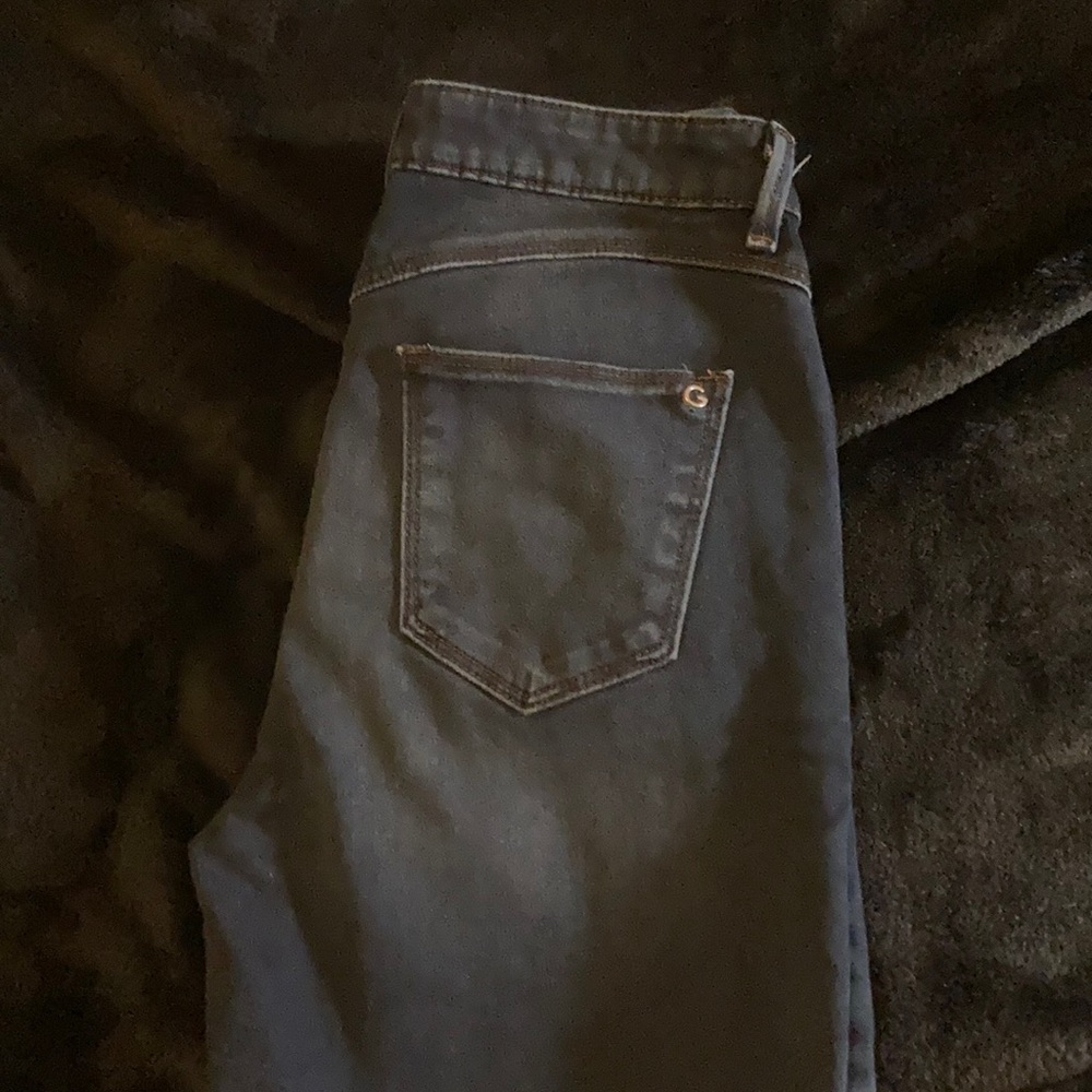 G by Guess Capris.